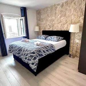 Vijoleta In Centre Appartement